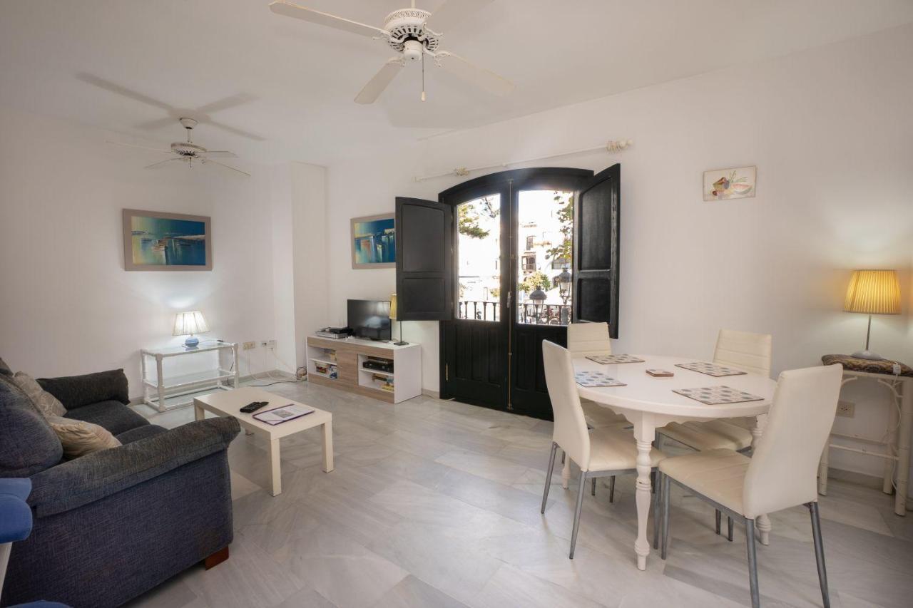 Balcon De Europa 4 Menyber Apartman Nerja Kültér fotó